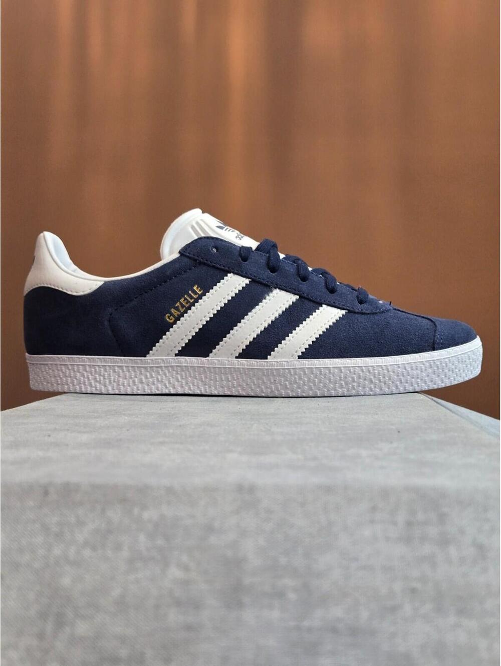 adidas Originals Gazelle Collegiate Navy Cloud White BY9144 Size 6Y 7W NIB - Picture 1 of 7